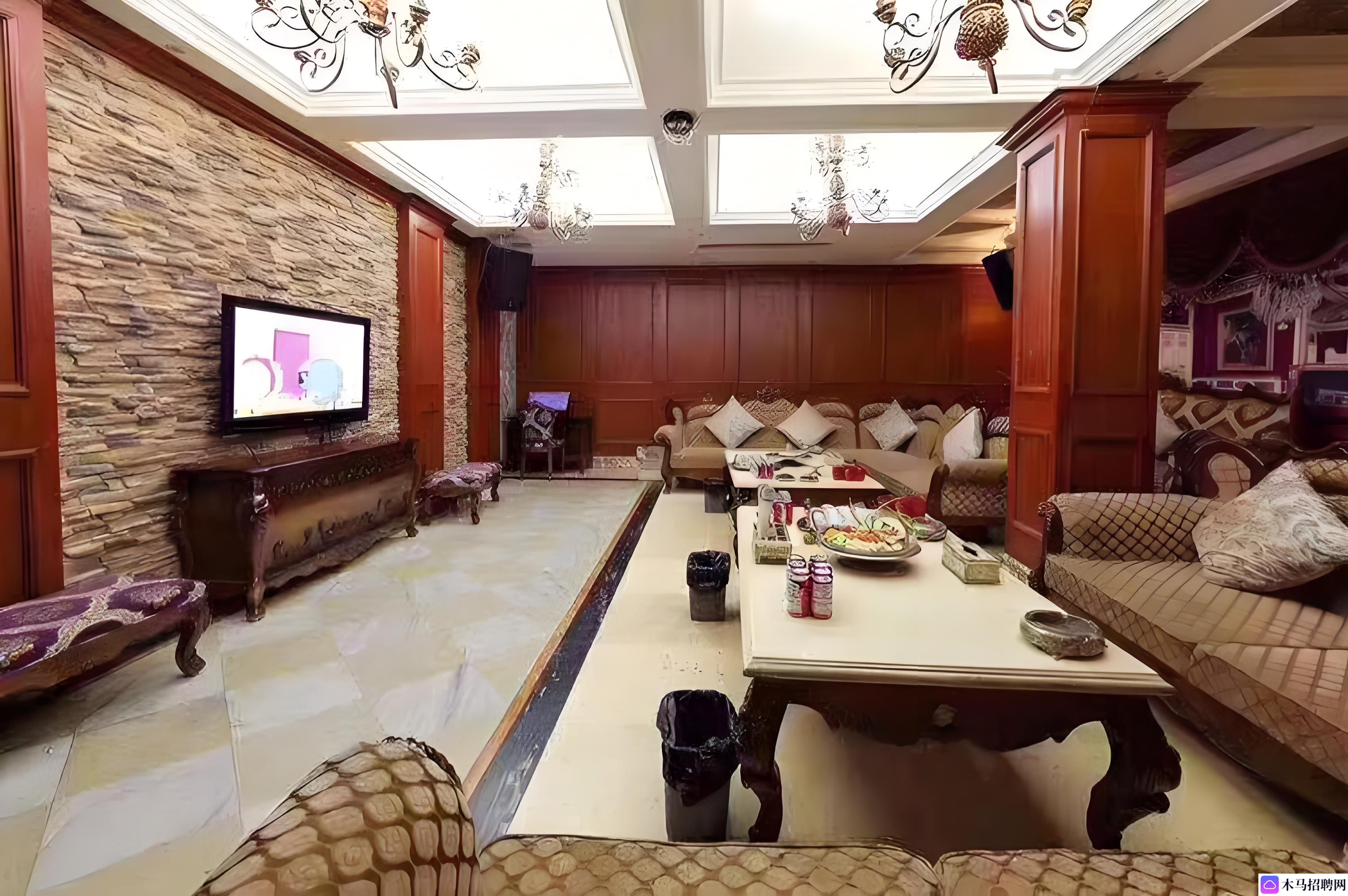 夜场魅力无限，数智女孩寻觅电音梦——武汉经开区夜场高薪招聘女性DJ助手