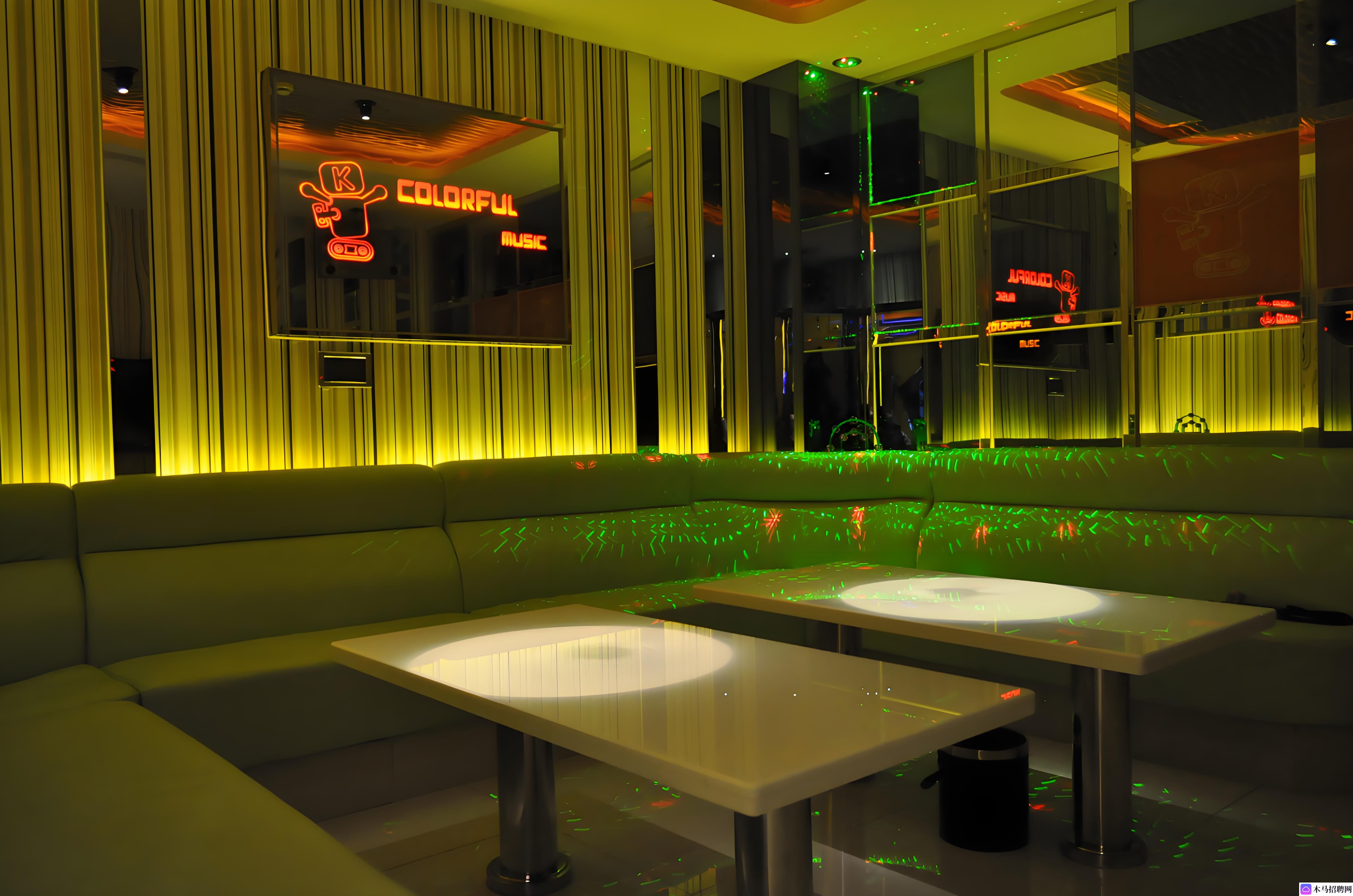 光谷金融港KTV火热招聘：美女实习生，这里有你的星光大道！