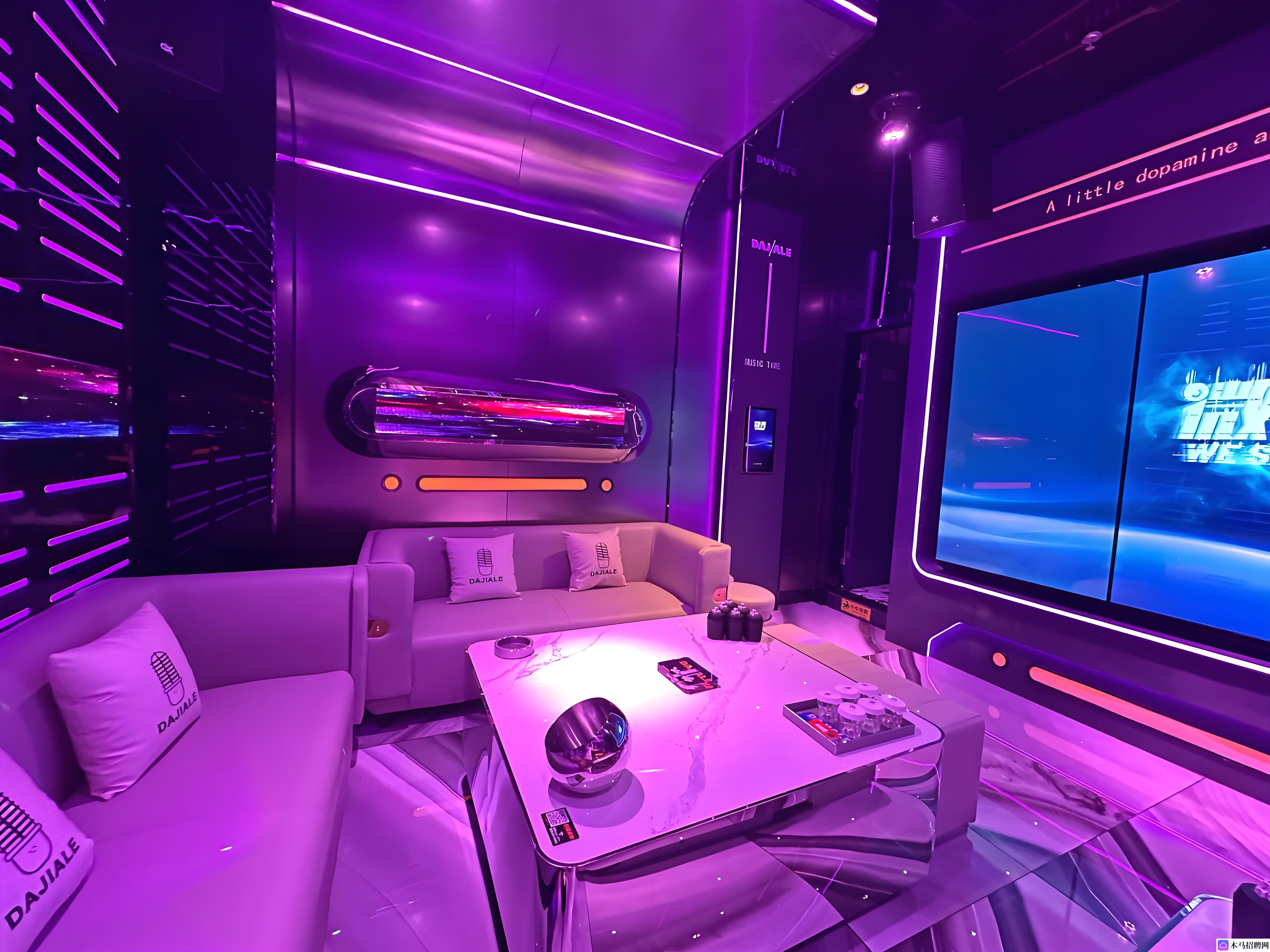 武汉杨春湖高铁站区域新崛起的夜生活综合体与娱乐新地标